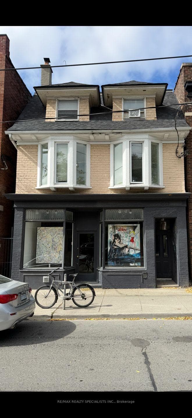 1052 Bathurst Street, Annex / Yorkville / Summerhill