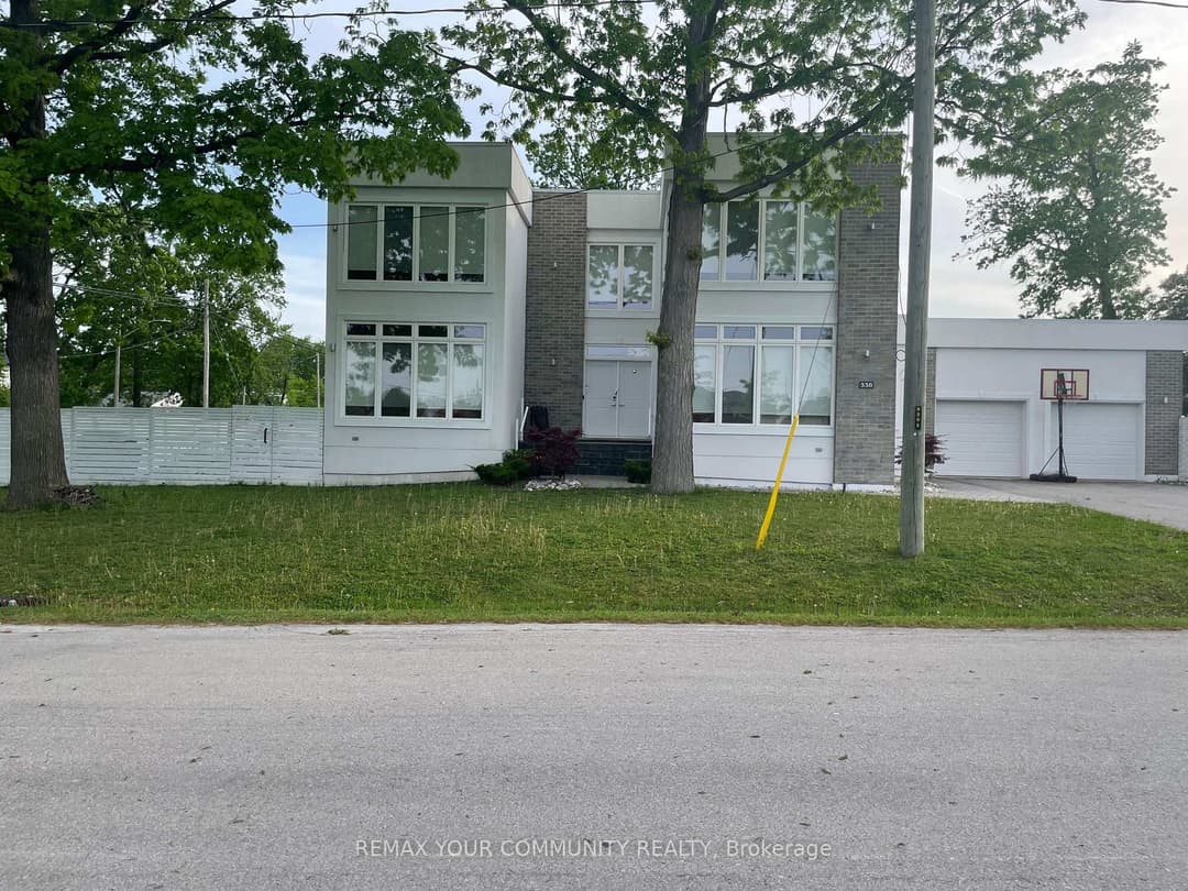 338 Woodale Avenue, Oakville