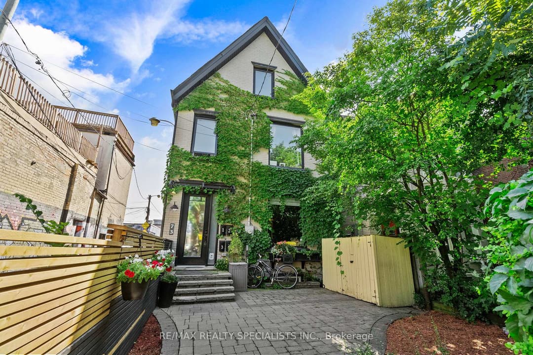 73 Elm Grove Avenue, High Park / Junction / Roncesvalles