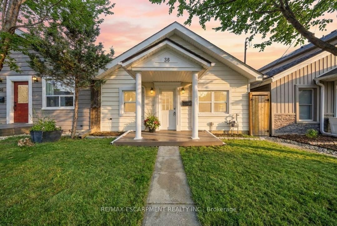36 Queensdale Avenue, Hamilton