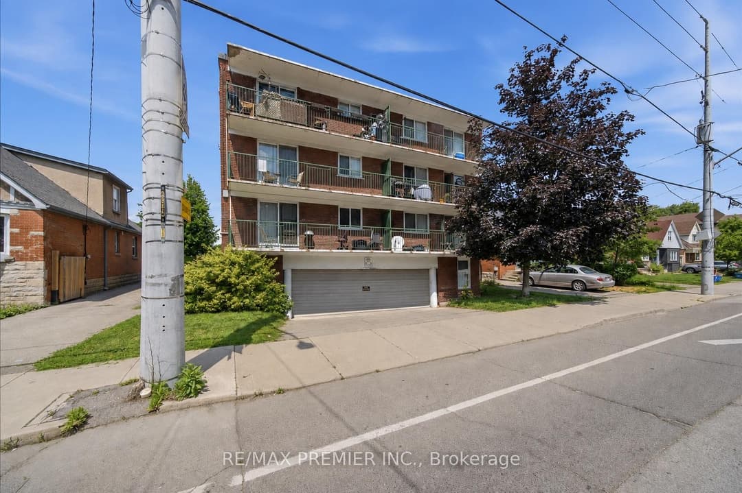 214 Wentworth Street, Hamilton
