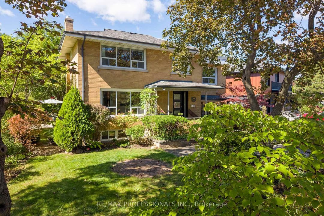 60 Fernalroy Boulevard, Corso Italia / Dufferin Grove