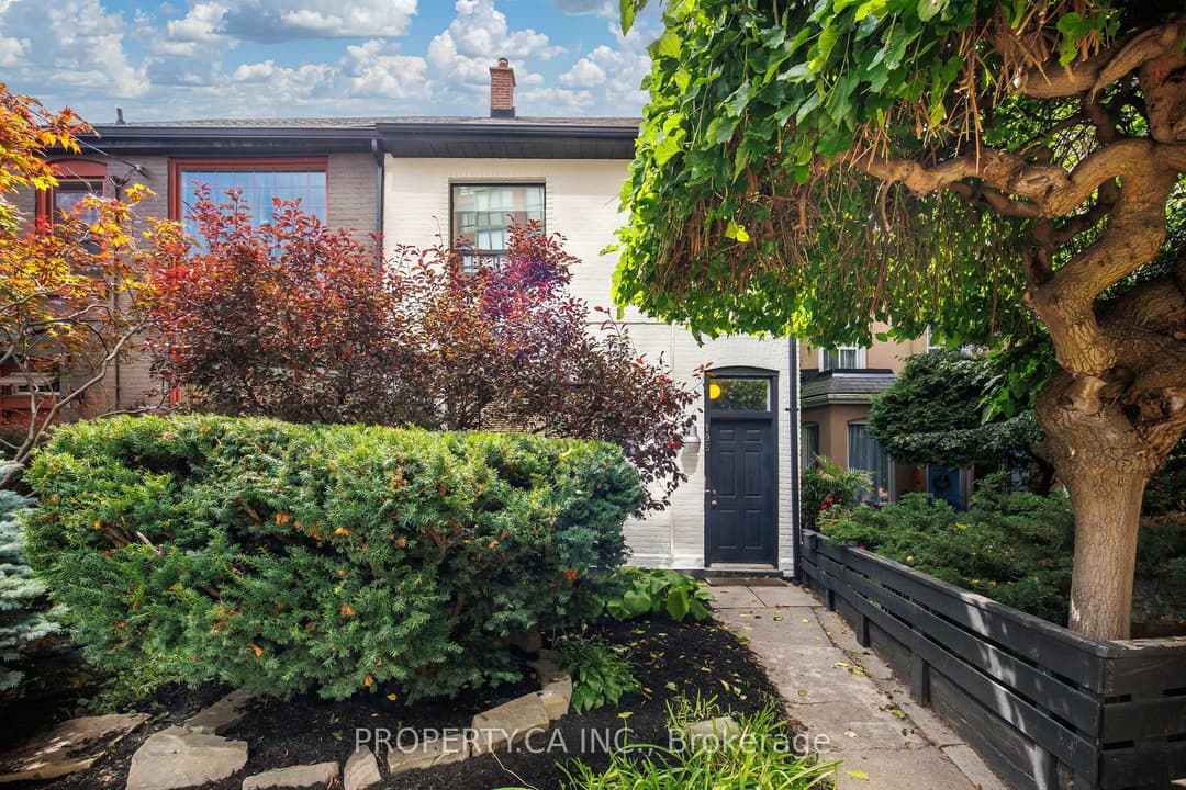 195 Niagara Street, Downtown Toronto / Waterfront