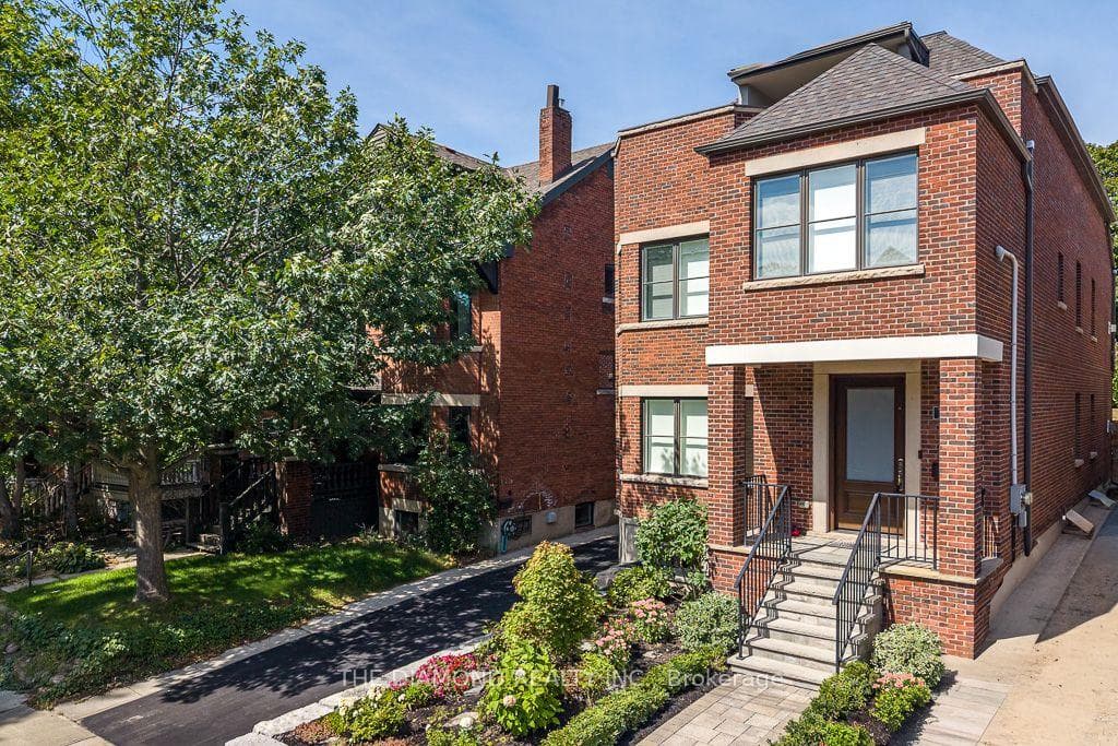 188-190 Westminster Avenue, High Park / Junction / Roncesvalles