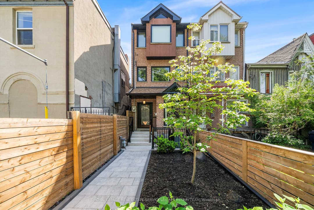 247A Lippincott Street, Downtown Toronto / Waterfront