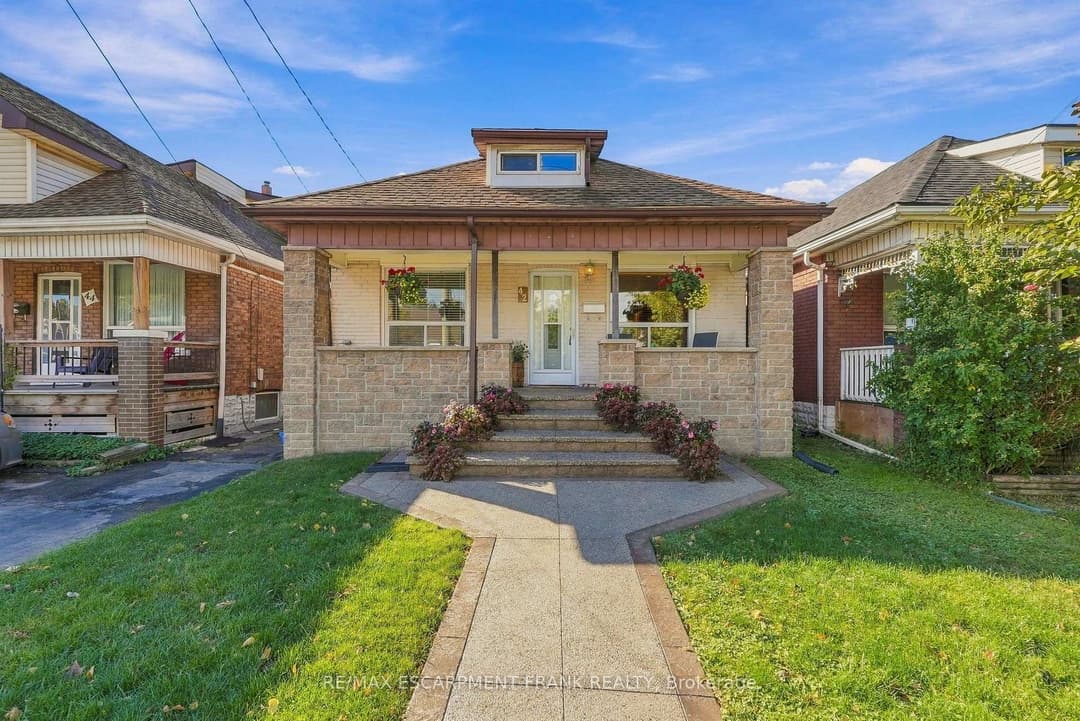 42 DALHOUSIE Avenue, Hamilton
