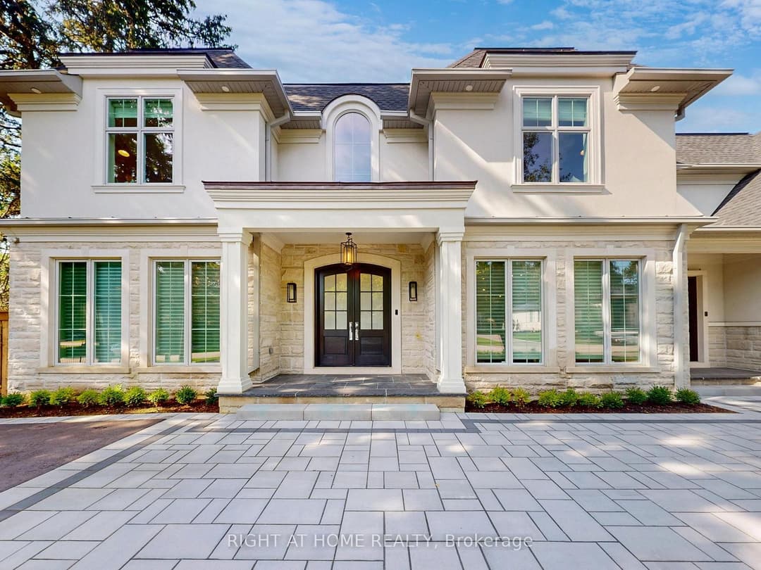 172 Burgundy Drive, Oakville