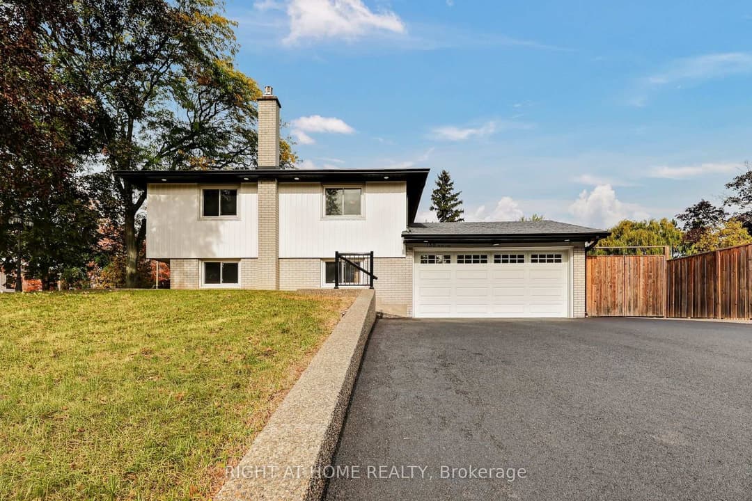 139 Third Line, Oakville