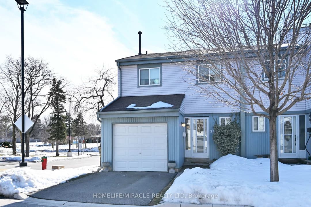 121 Falconer Drive Unit 27, Mississauga