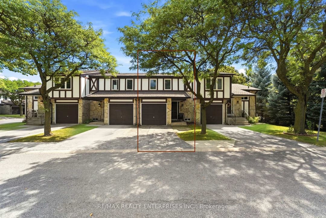 2200 Glenwood School Drive Unit 35, Burlington