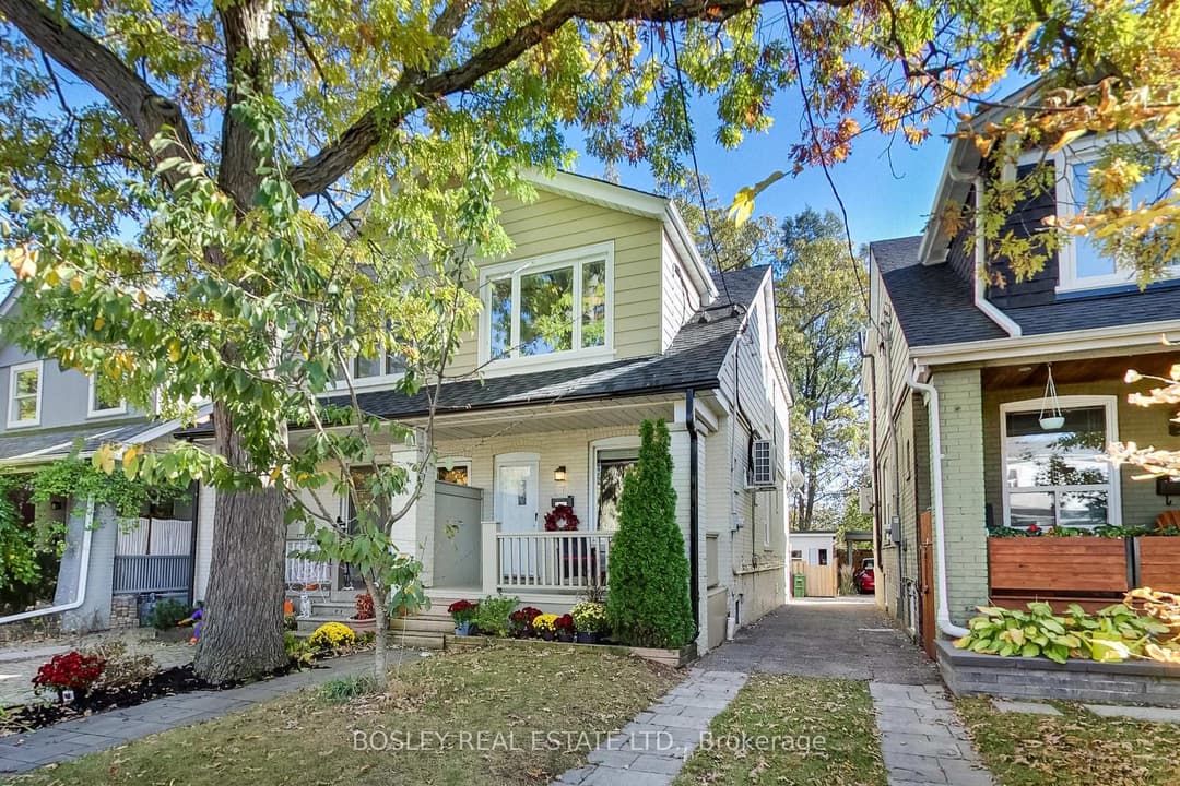 97 Oakcrest Avenue, The Beaches / Upper Beaches