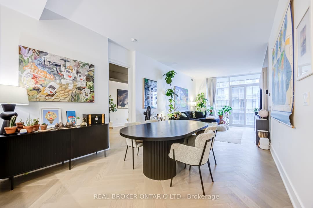 29 Queens Quay Unit 916, Regent Park / Cabbagetown / St. James Town