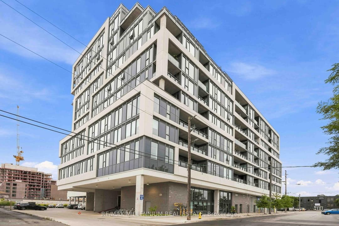 859 The Queensway N/A Unit 217, Corso Italia / Dufferin Grove