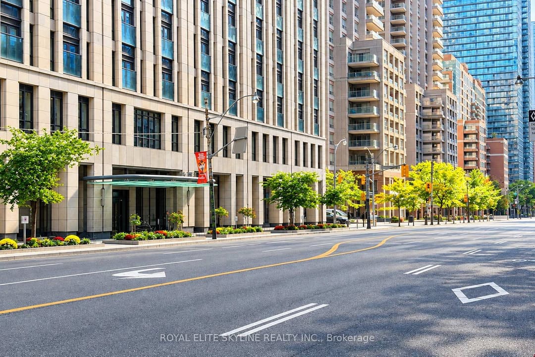 955 Bay Street Unit 2401, Downtown Toronto / Waterfront