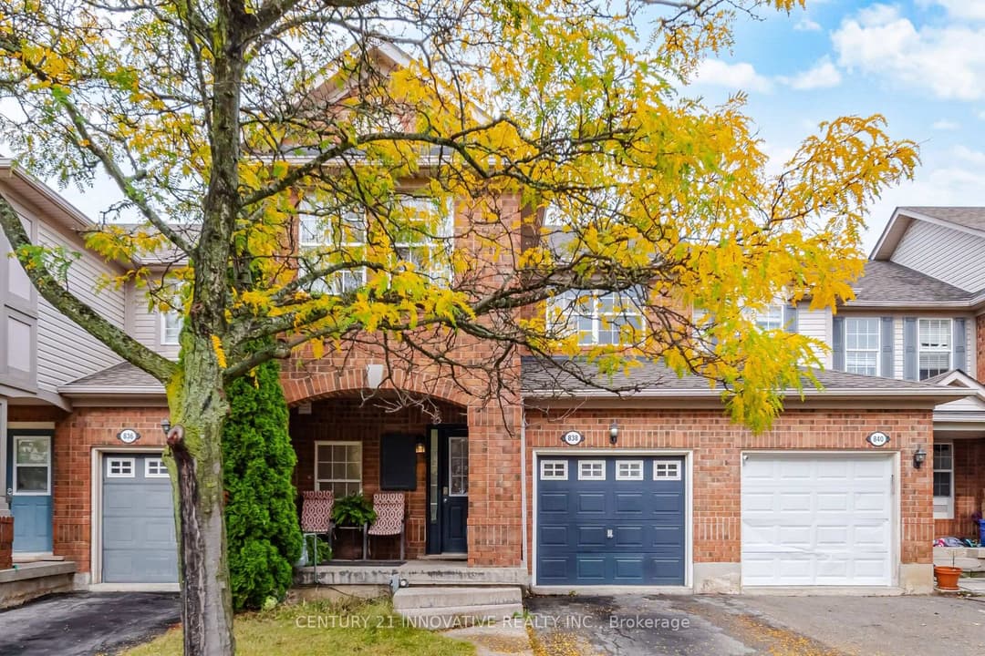 838 Mckay Crescent, Milton
