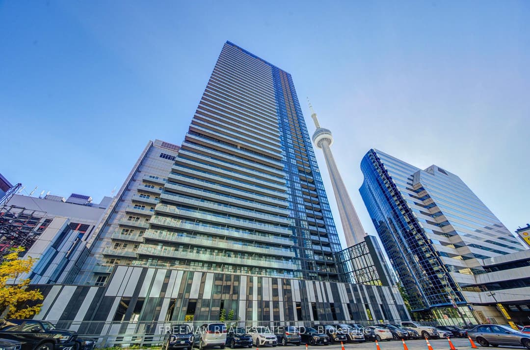 300 Front Street Unit 709, Downtown Toronto / Waterfront