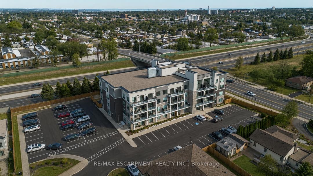 120 SPRINGVALLEY Crescent Unit 104, Hamilton