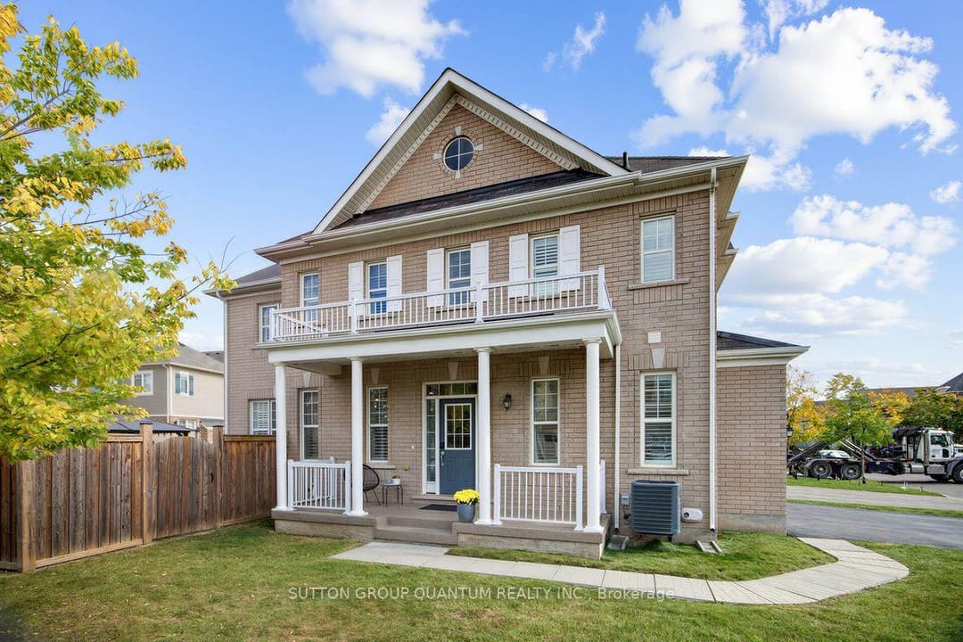 1413 Connaught Terrace, Milton