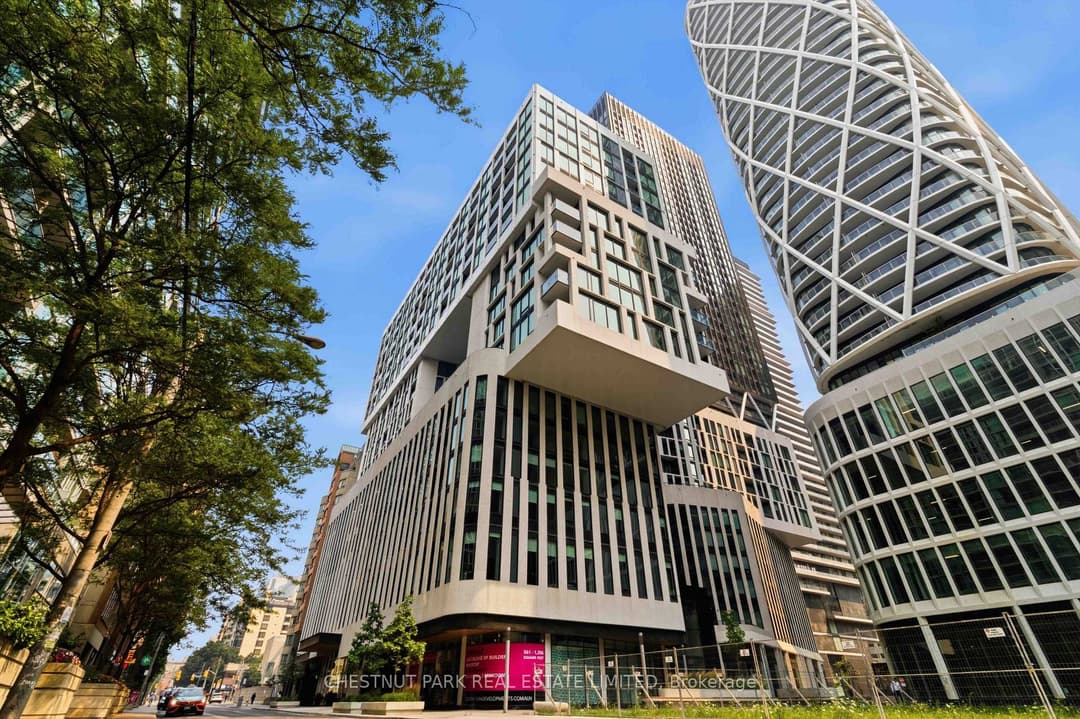 121 St Patrick Street Unit 201, Downtown Toronto / Waterfront