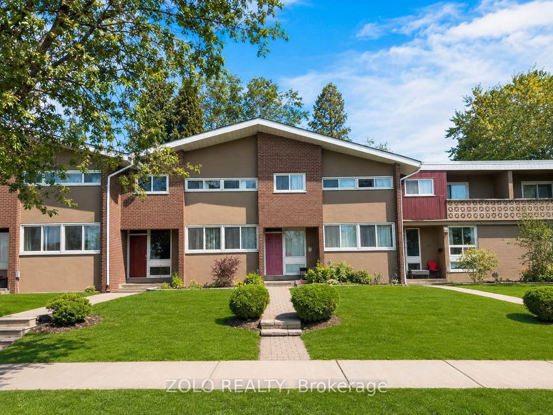3250 The Credit Woodlands N/A Unit 16, Mississauga