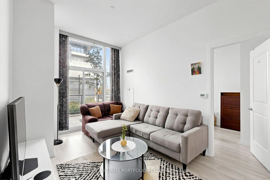 35 Watergarden Drive Unit 112, Mississauga