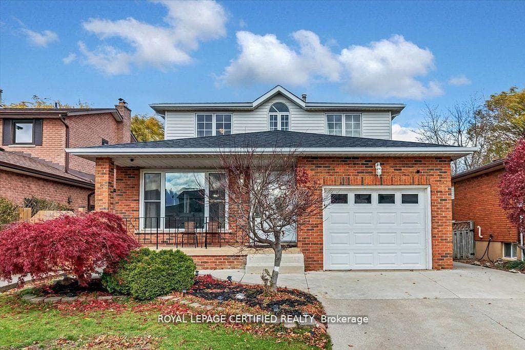 35 Trenholme Crescent, Hamilton