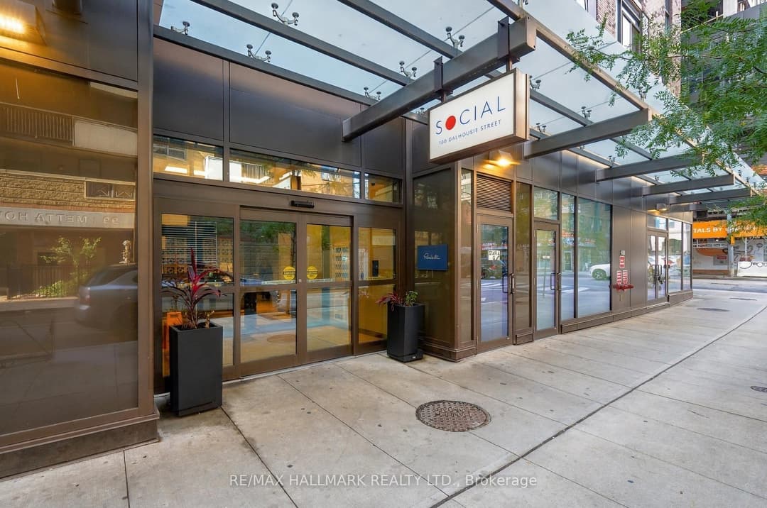 100 Dalhousie Street Unit 709, Regent Park / Cabbagetown / St. James Town