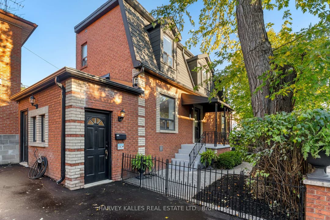 15 Markham Street, Downtown Toronto / Waterfront