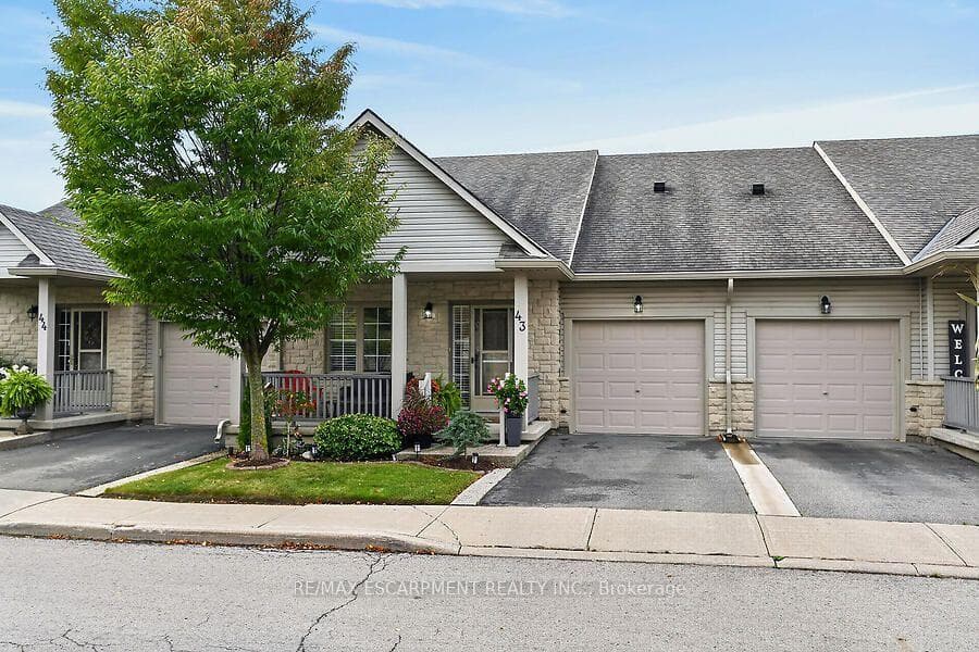 34 SOUTHBROOK Drive Unit 43, Hamilton