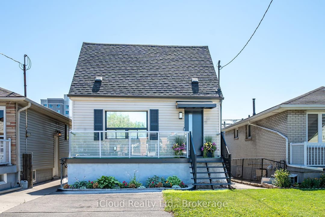 51 Delena Avenue, Hamilton
