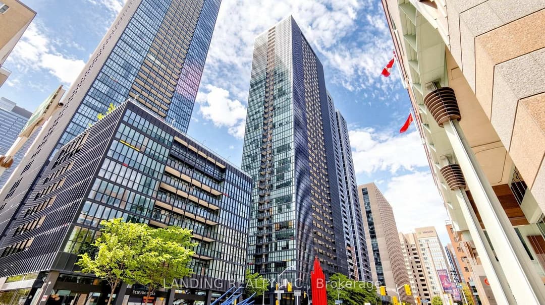 110 Charles Street Unit 3404, Regent Park / Cabbagetown / St. James Town