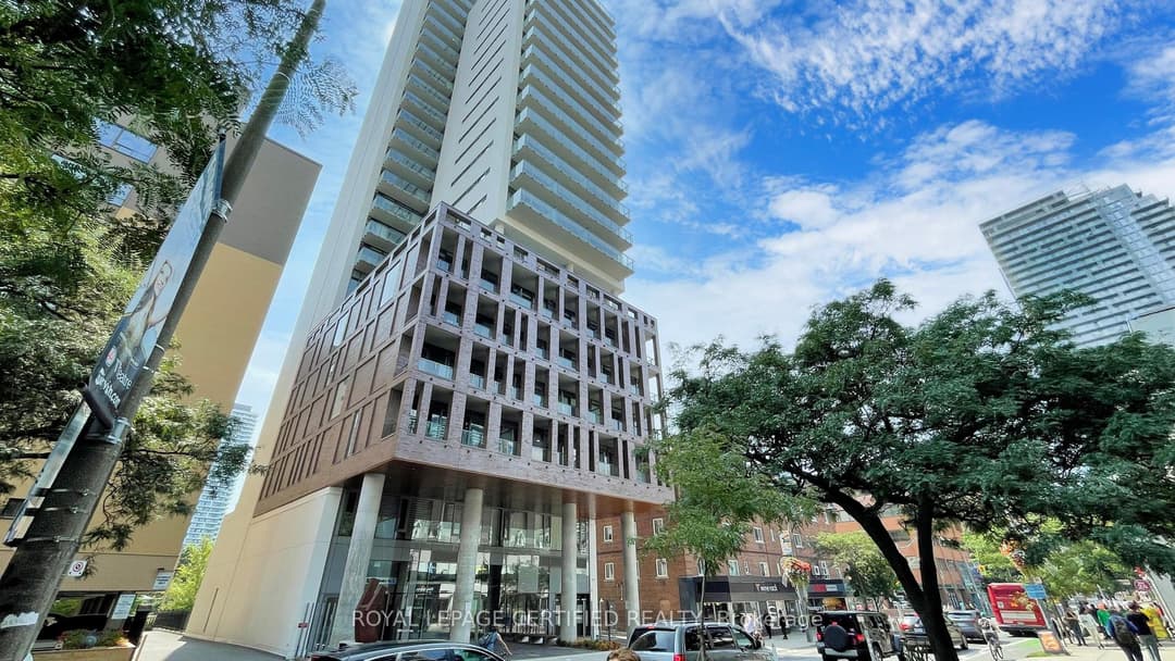 81 Wellesley Street Unit 2305, Regent Park / Cabbagetown / St. James Town