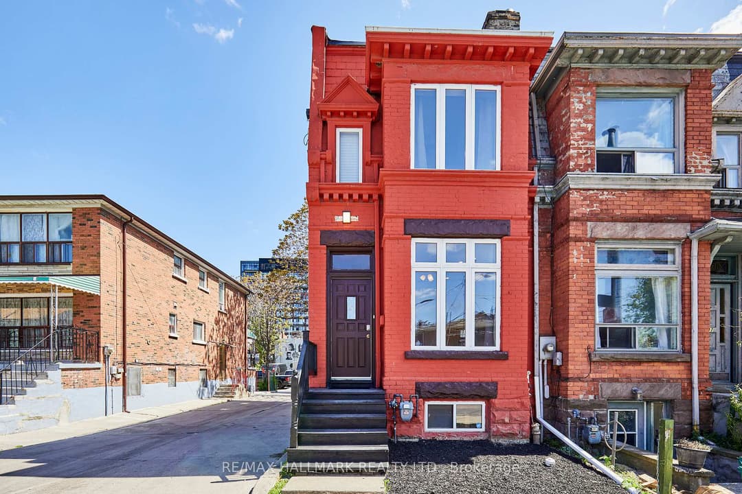 95 Wolseley Street, Downtown Toronto / Waterfront
