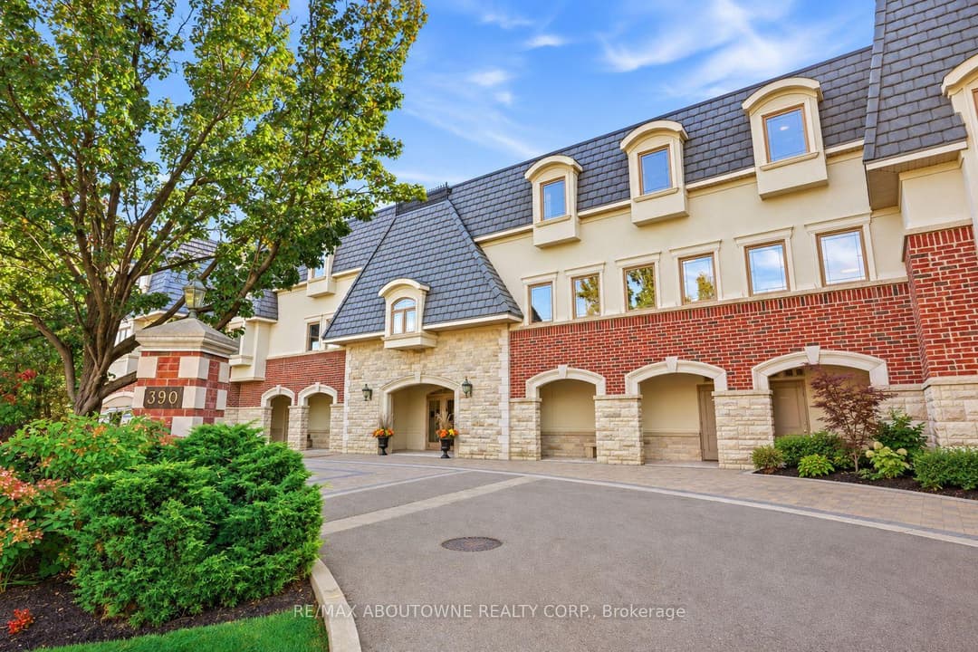 390 Upper Middle Road Unit 301, Oakville