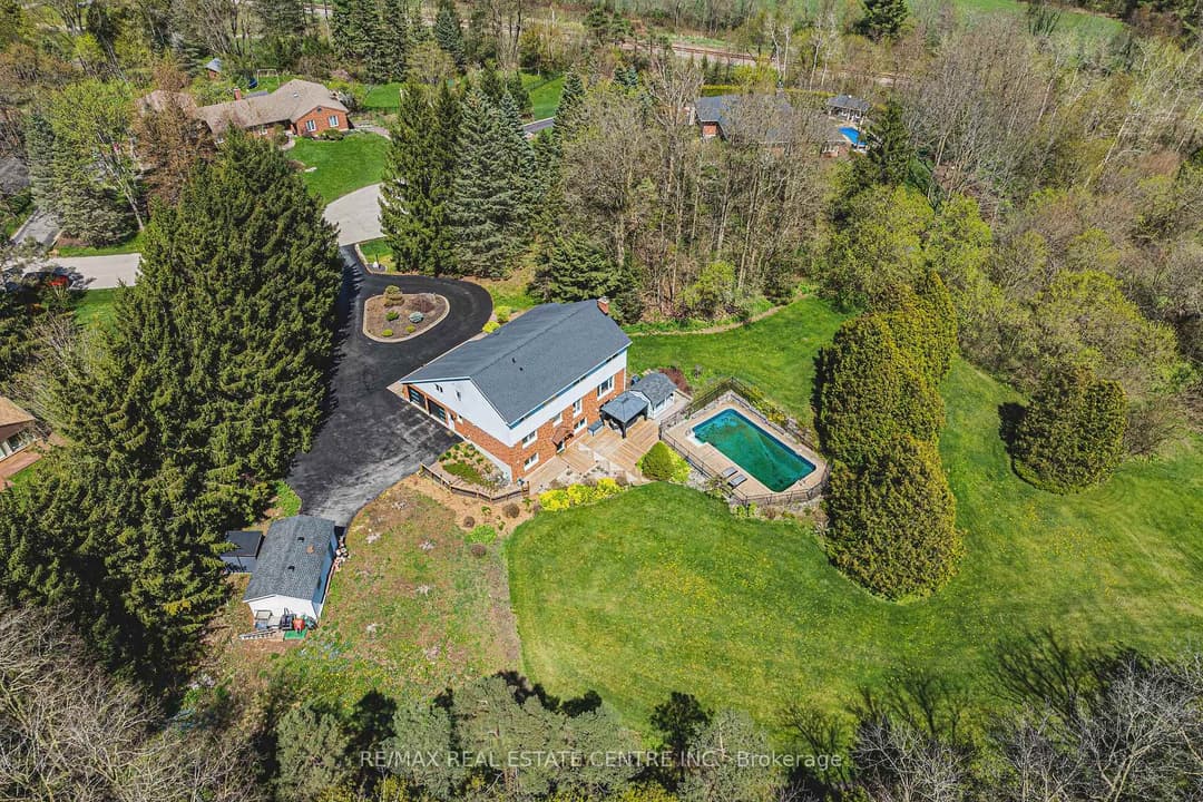 6 Iris Court, Hamilton