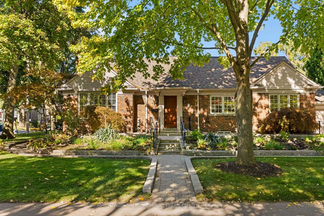 50 Meadowvale Drive, Corso Italia / Dufferin Grove