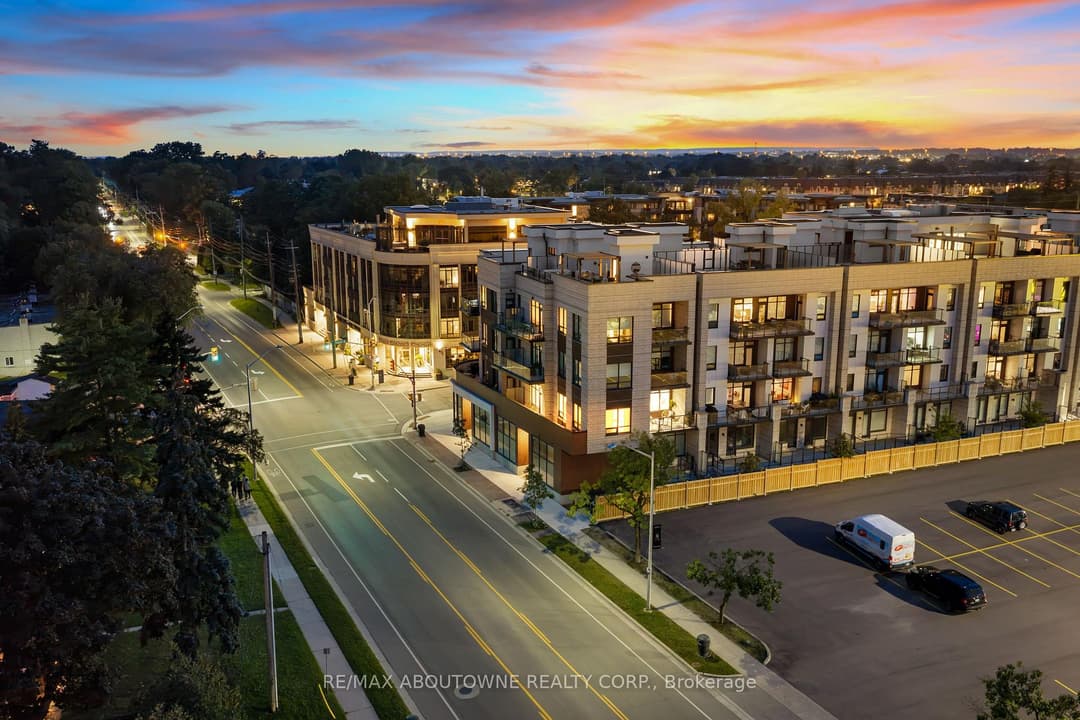 123 Maurice Drive Unit 214, Oakville