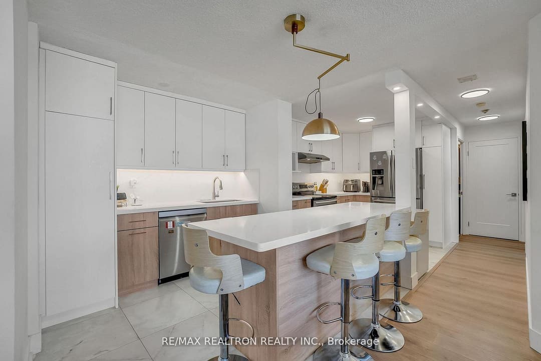 4185 Shipp Drive Unit 1713, Mississauga