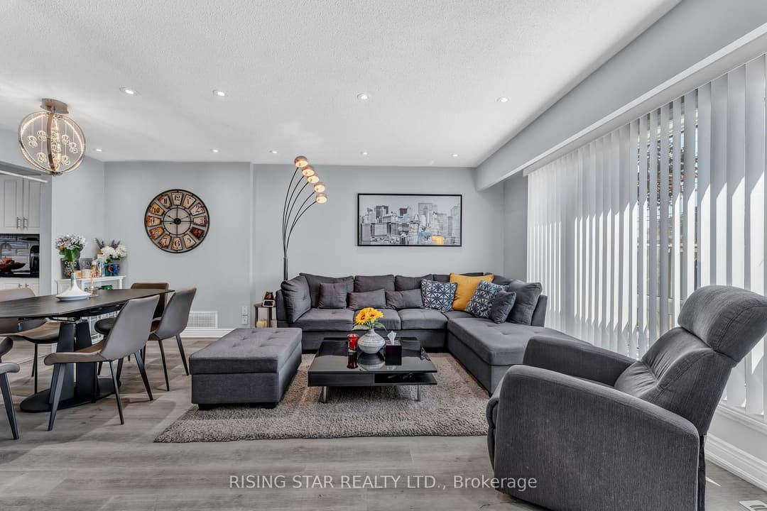 7440 GOREWAY Drive Unit 2, Mississauga