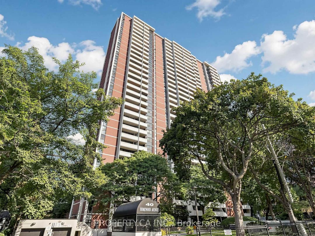 40 Homewood Avenue Unit 316, Regent Park / Cabbagetown / St. James Town