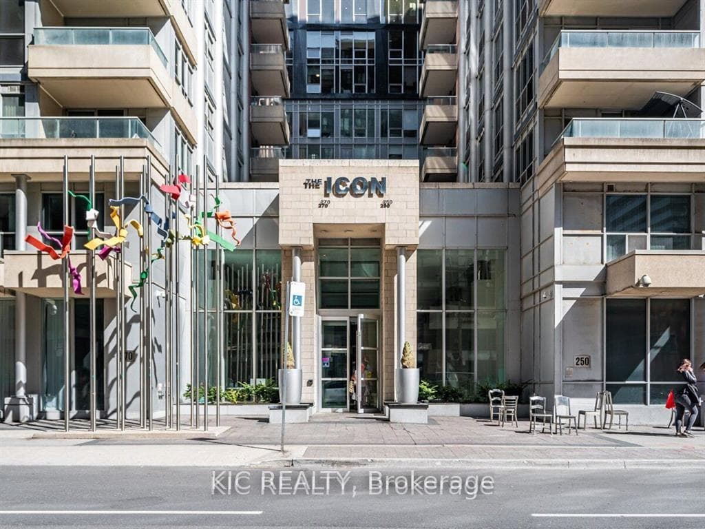 250 Wellington Street Unit 1727, Downtown Toronto / Waterfront