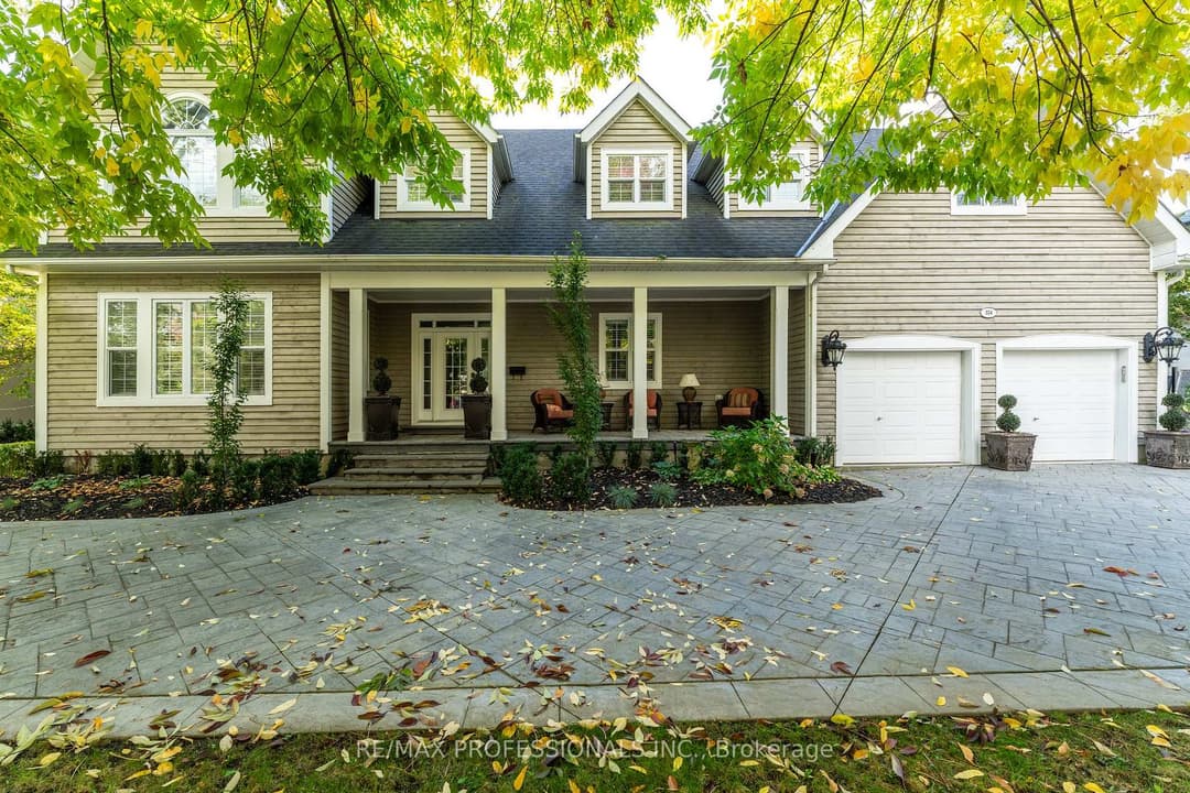 354 Country Club Crescent, Mississauga