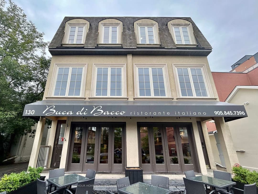 130 Thomas Street Unit 101, Oakville