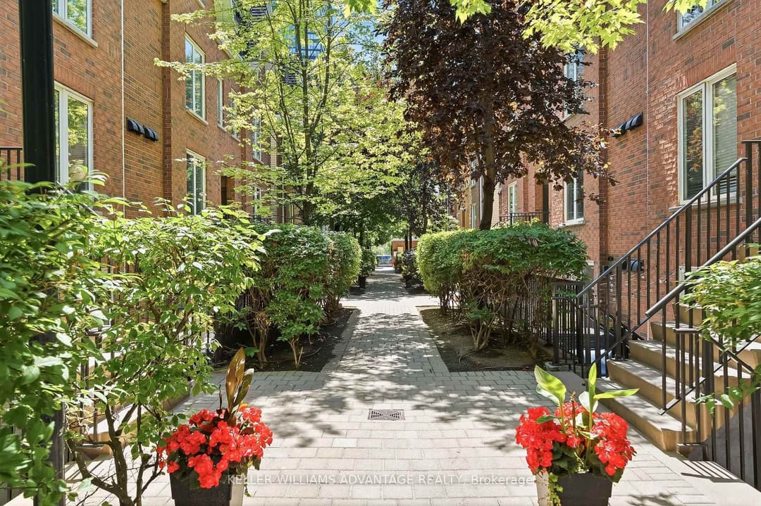29 Canniff Street Unit 409, Downtown Toronto / Waterfront