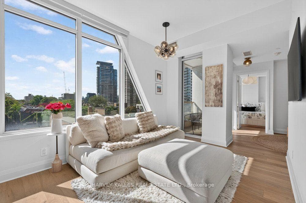 151 Avenue Road Unit 510, Annex / Yorkville / Summerhill