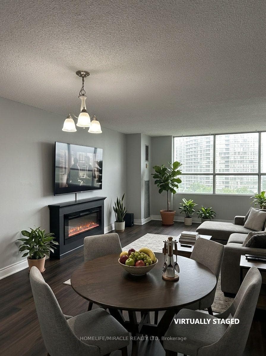 40 Panorama Court Unit 807, Etobicoke (West Mall / Rexdale)