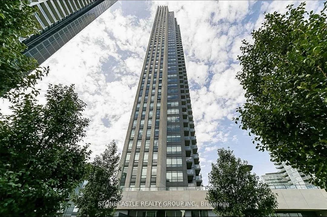 36 Park Lawn Road Unit 2401, Liberty Village / Parkdale / South Parkdale