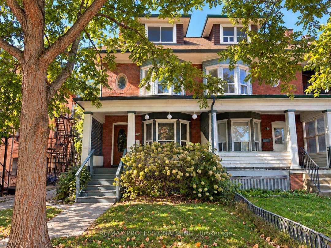 124 Close Avenue, High Park / Junction / Roncesvalles