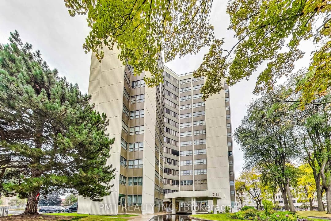 2323 Confederation Parkway Unit 1105, Mississauga