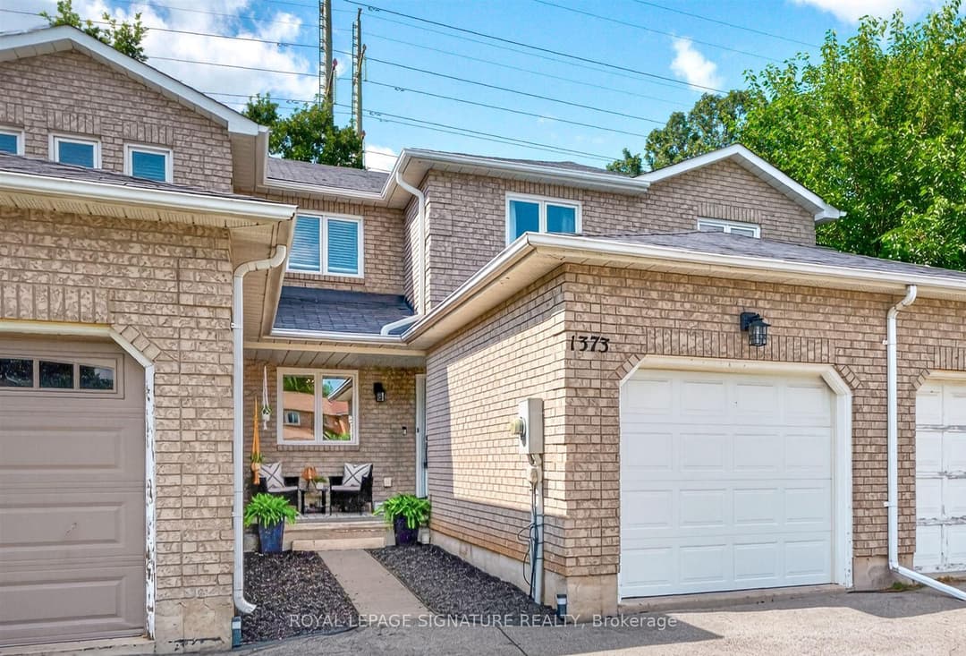 1373 Treeland Street, Burlington